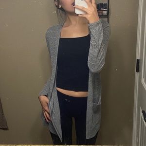 Grey cardigan (WITH POCKETS!)